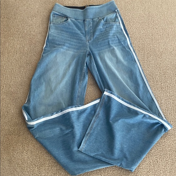 MEDIUM .   HALARA FLEX BAGGY STRIPED WIDE LEG JEANS - Picture 4 of 9